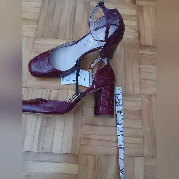 Zara Women's Deep Red Croc-Embossed Heels.Size 8(37.5) - Picture 5 of 7